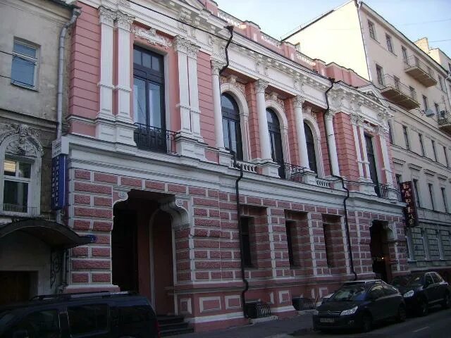 Малый гнездниковский пер 9. Малый гнездниковский переулок 9 стр 1. Малый гнездниковский пер 9 стр 1 москва. Малый гнездниковский переулок 9с1 особняк. Гнездниковский переулок 9/1.