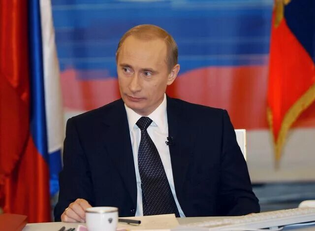 владимир путин прямая линия 2021. прямая линия с президентом 2003. прямая линия с путиным 2001. путин 2001. прямая линия с путиным 2001.