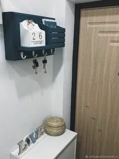 Как спрятать роутер в прихожей