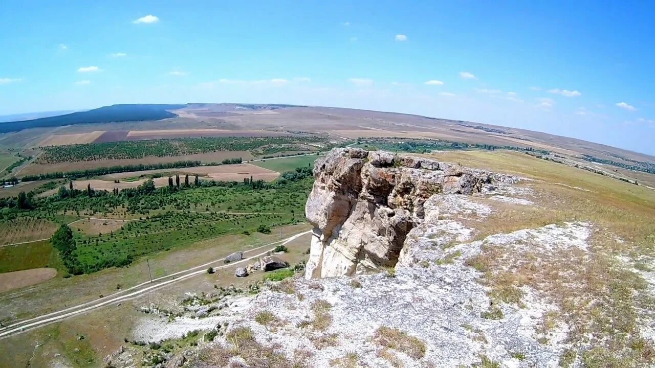 Белая скала Белогорск. Белогорский район Крым. Акъ Къая Белогорск. Алексеевка (Белогорский район).