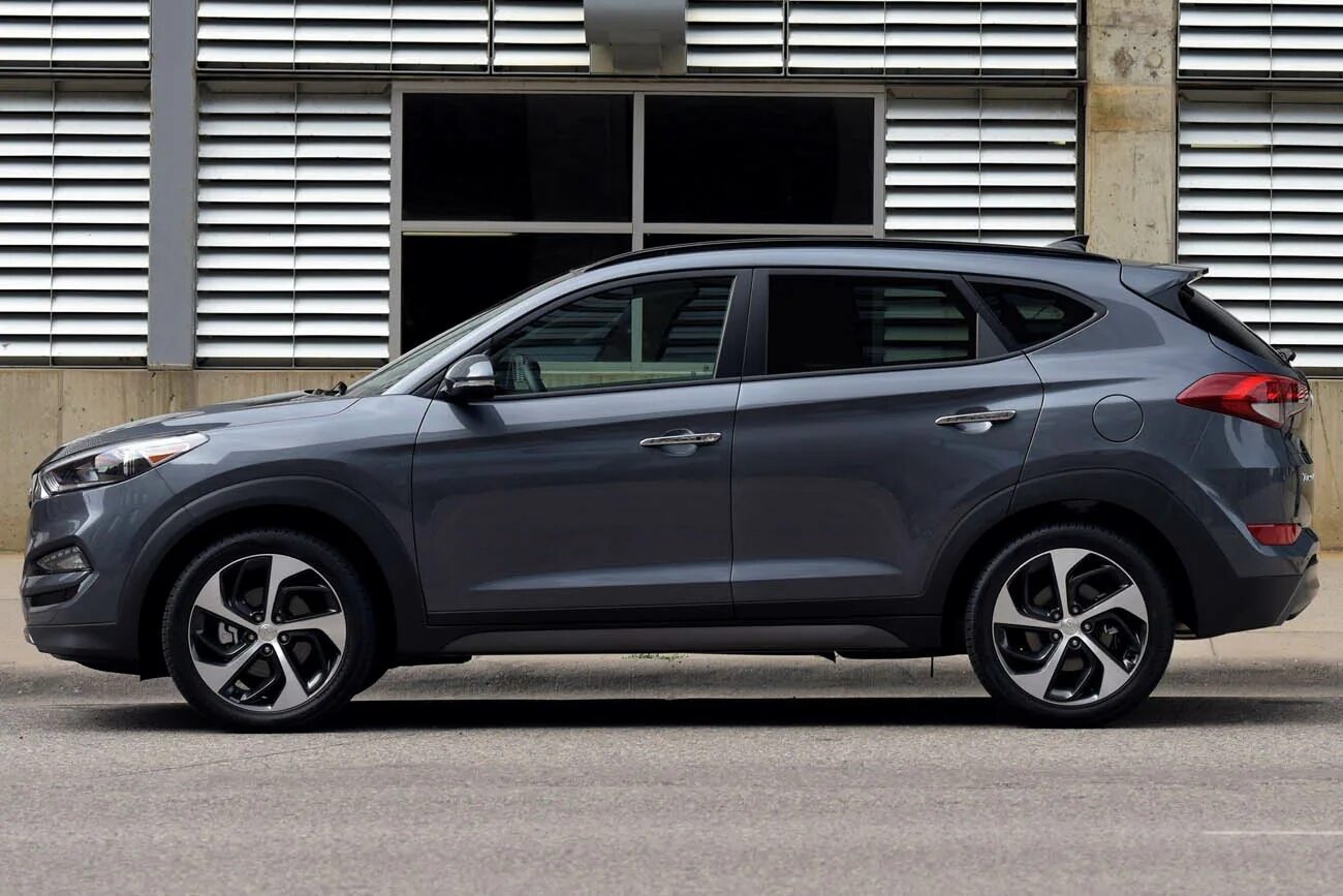 Hyundai tucson 2017. Hyundai tucson 2016. Hyundai tucson 3. Ix35 hyundai vs santafe. Хендай туссан хендай санта фе.