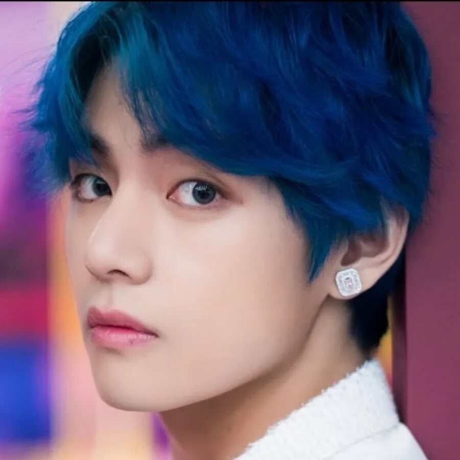 Они ви. Вигуки. Taehyung bts 2022. Тэхен бтс. Группа бтс чонгук и тэхен.