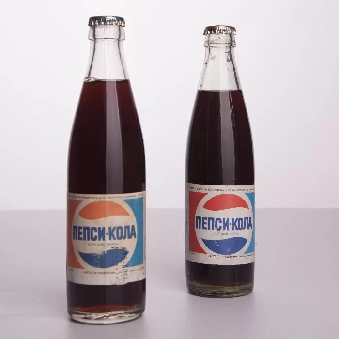 Пепси 1972. Пепси-кола в СССР. Пепси-кола в стеклянной бутылке СССР. Пепси 1988.