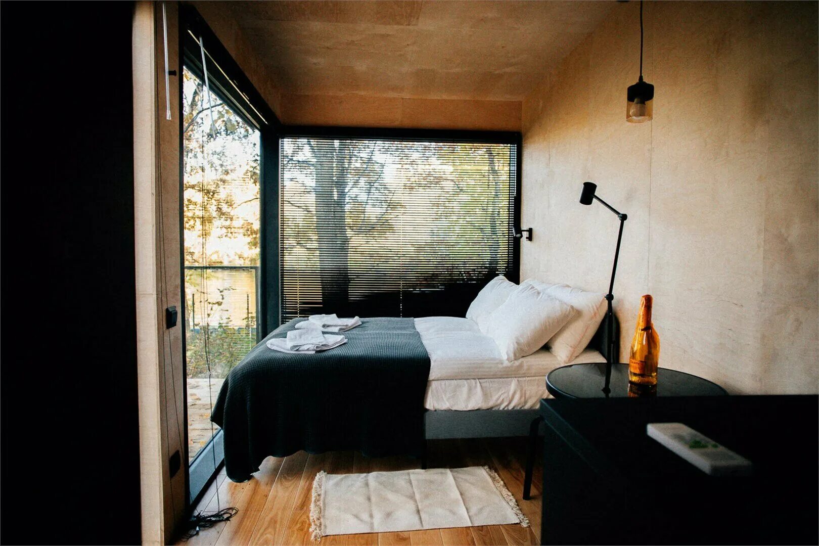 Глэмпинг доброе утриш. Глэмпинг ветер. Глэмпинг архыз. Рига резорт глэмпинг. Сила ветра березки глэмпинг.