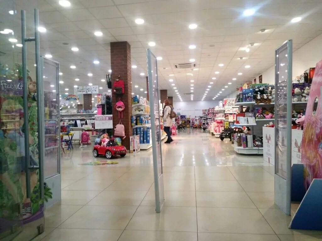 курск центральный универмаг. детские товары курск. магазин игрушек континент детства. детские магазины курск. детские вещи курск.