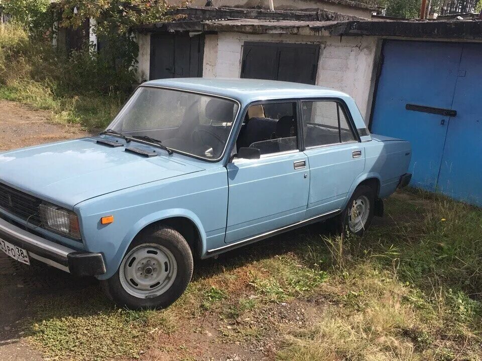 Ваз 2105 1999 белый. Ваз 2105. Ваз 2105 2003. Ваз 2105 алтайском крае. 2105 1990 голубая.