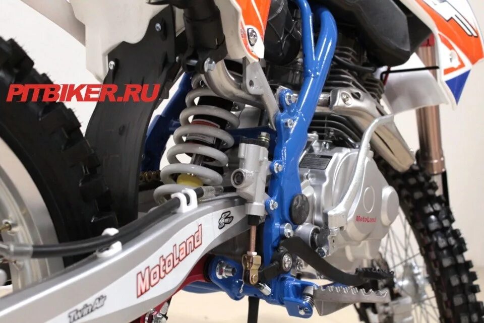 Motoland xr 250 рама. Мотолэнд црф 250. Рама мотоленд хр 250. Мотолэнд xr 250 lite. Рама кайо т2.