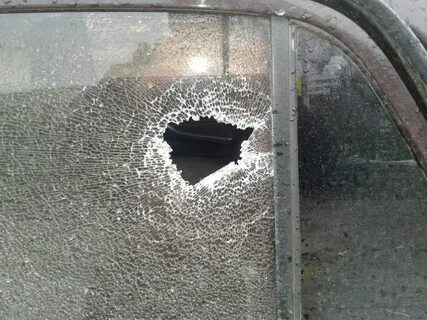 Чем заделать разбитое стекло