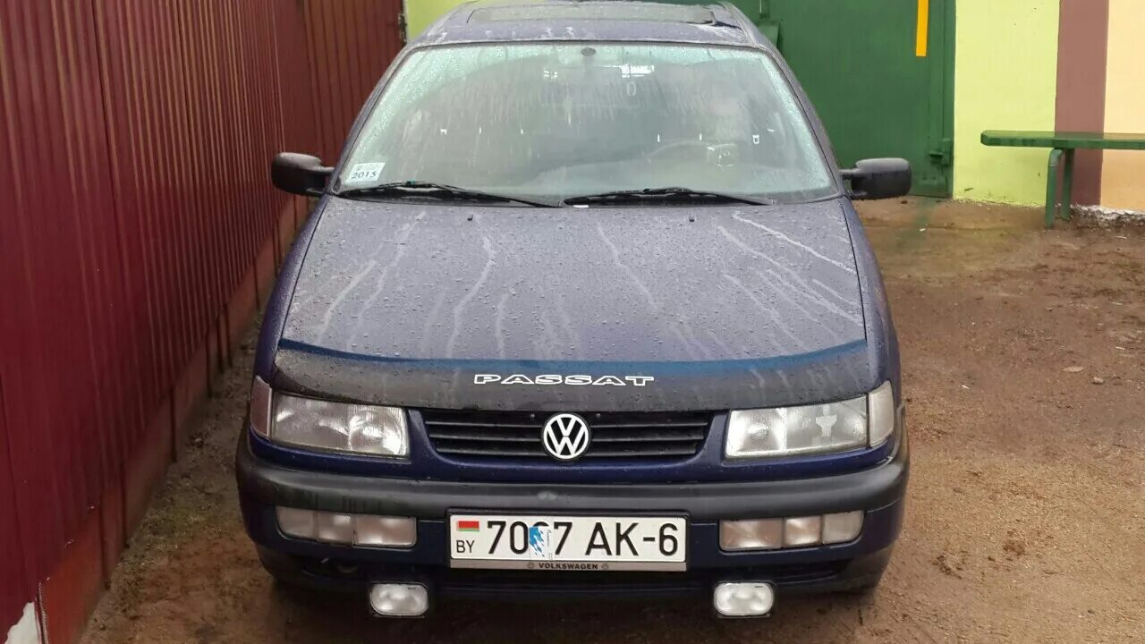 Volkswagen Passat, 1994 г.в. Volkswagen Passat 1994 г. идеал. Volkswagen Passat 1994 г.в фото зимы. Куфар авто в Белоруссии бу.