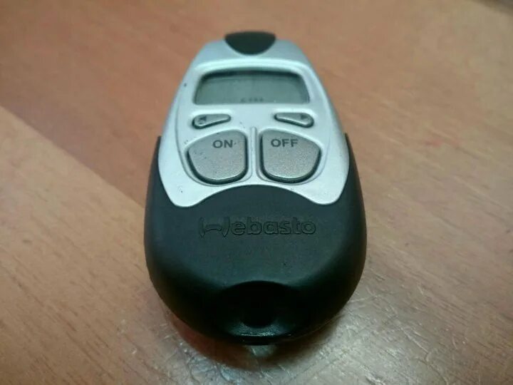 Пульт для вебасты. Пульт webasto telestart t100 htm универсальный. webasto telestart т-100. пульт таймер телестарт т100. пульт управления webasto telestart.