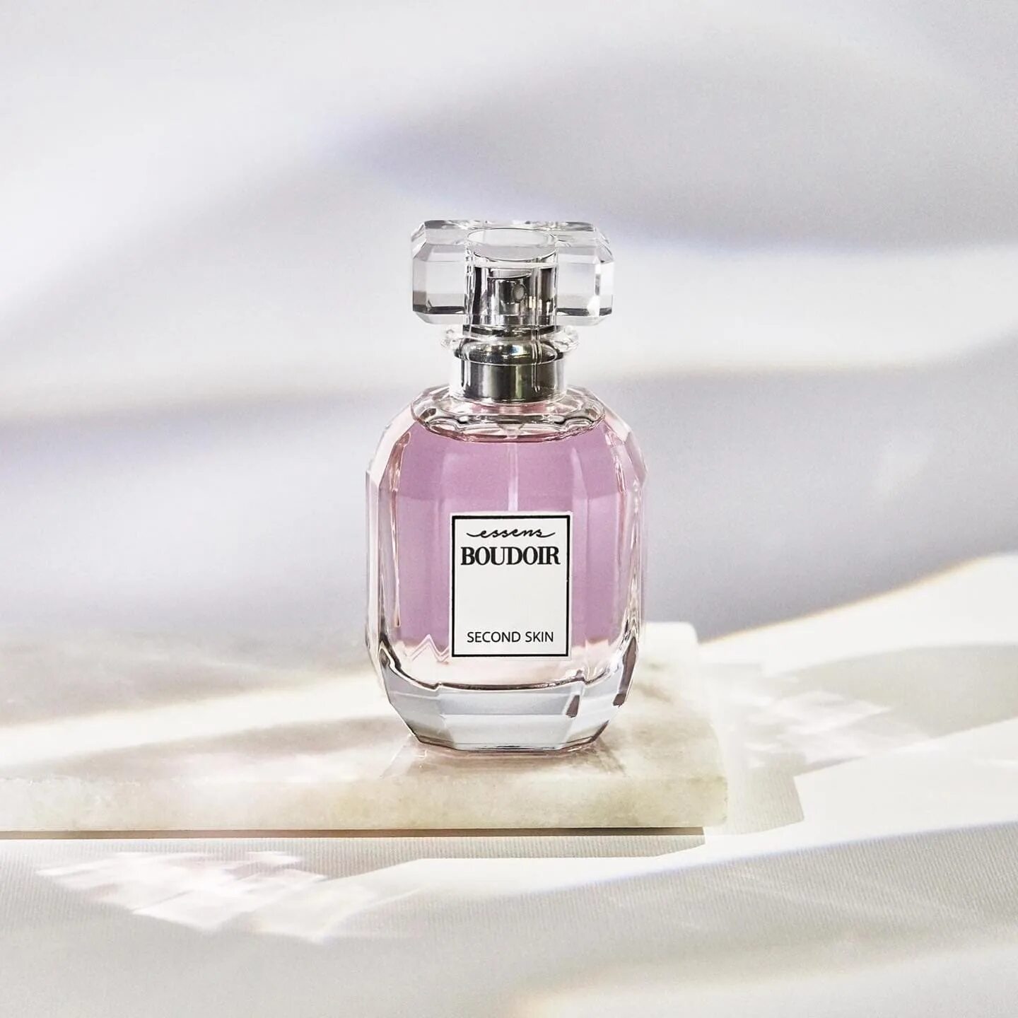 Аромат будуар эссенс. Будуар секонд скин эссенс. Духи limited edition boudoir. Dior miss dior blooming bouquet [w] edt - 150ml. Boudoir духи essence.