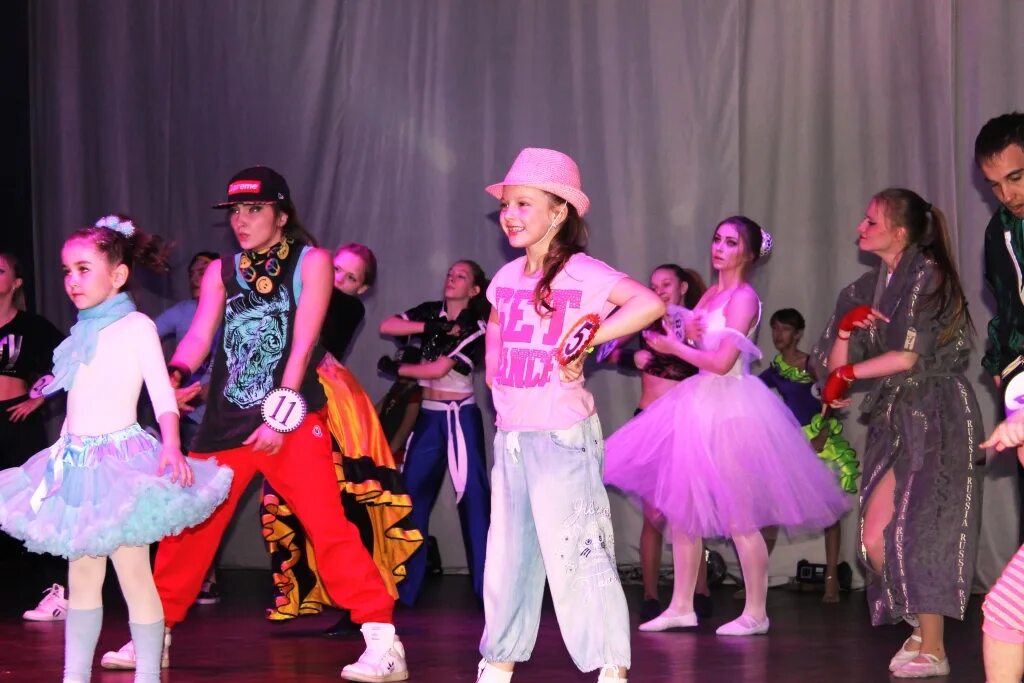 красивые платья усолье сибирское. одежда усолье. сибирячка магазины. усолье сибирское елена перебоева. широглазова наталья усолье сибирское.