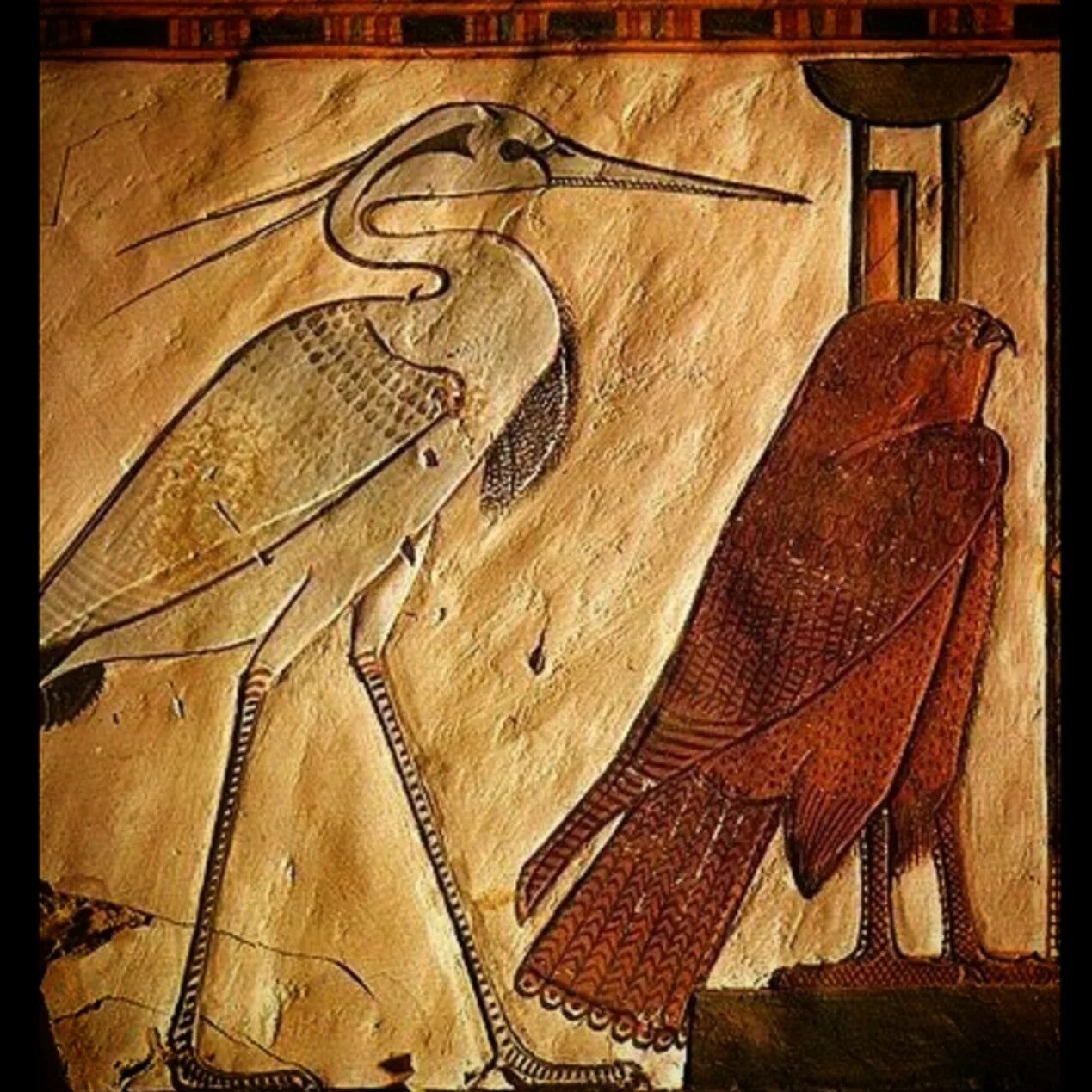 Птицы в древности. Птица Бенну древний Египет. Ибис Священная птица древнего Египта. Бог Ибис в древнем Египте. Птица Ибис в древнем Египте Бог.