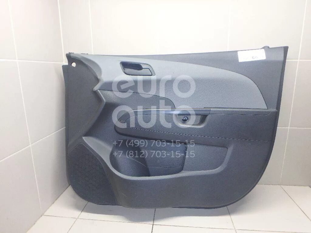 Дверные карты шевроле авео т250. Обшивка двери авео. Обшивка дверей шевроле авео т255. Обшивка пластик салона chevrolet aveo t300 задняя левая стойка. Дверные карты шевроле авео т250.