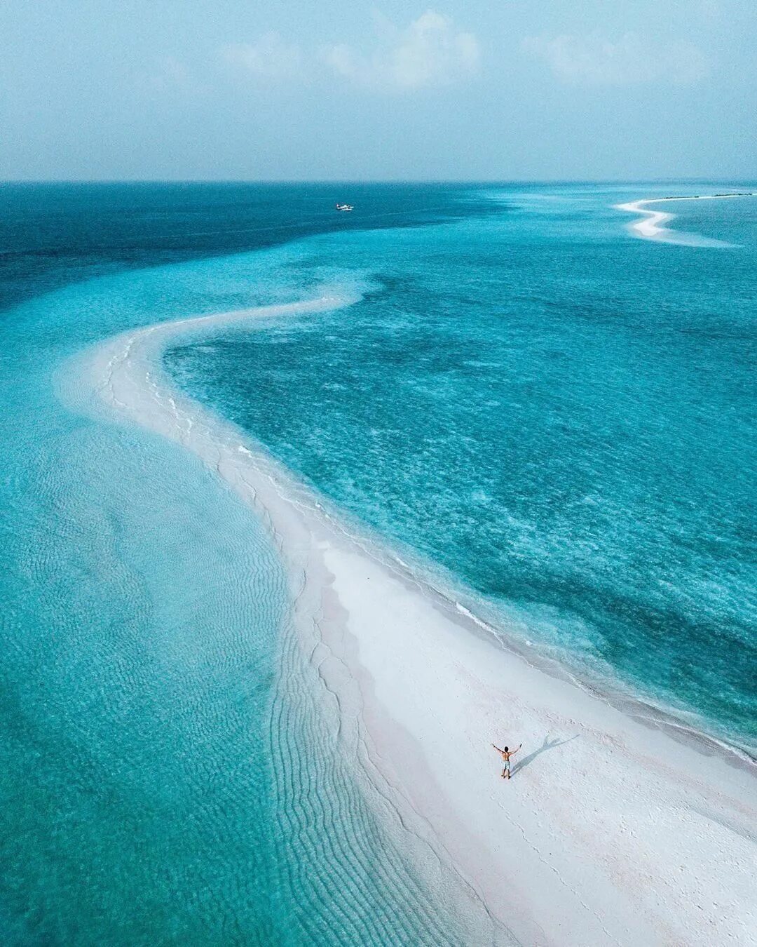 Океан омывающий мальдивы. Мальдивы океан. Индийский океан Мальдивы. Атлантический океан Куба. Чеджу море Мальдивы.