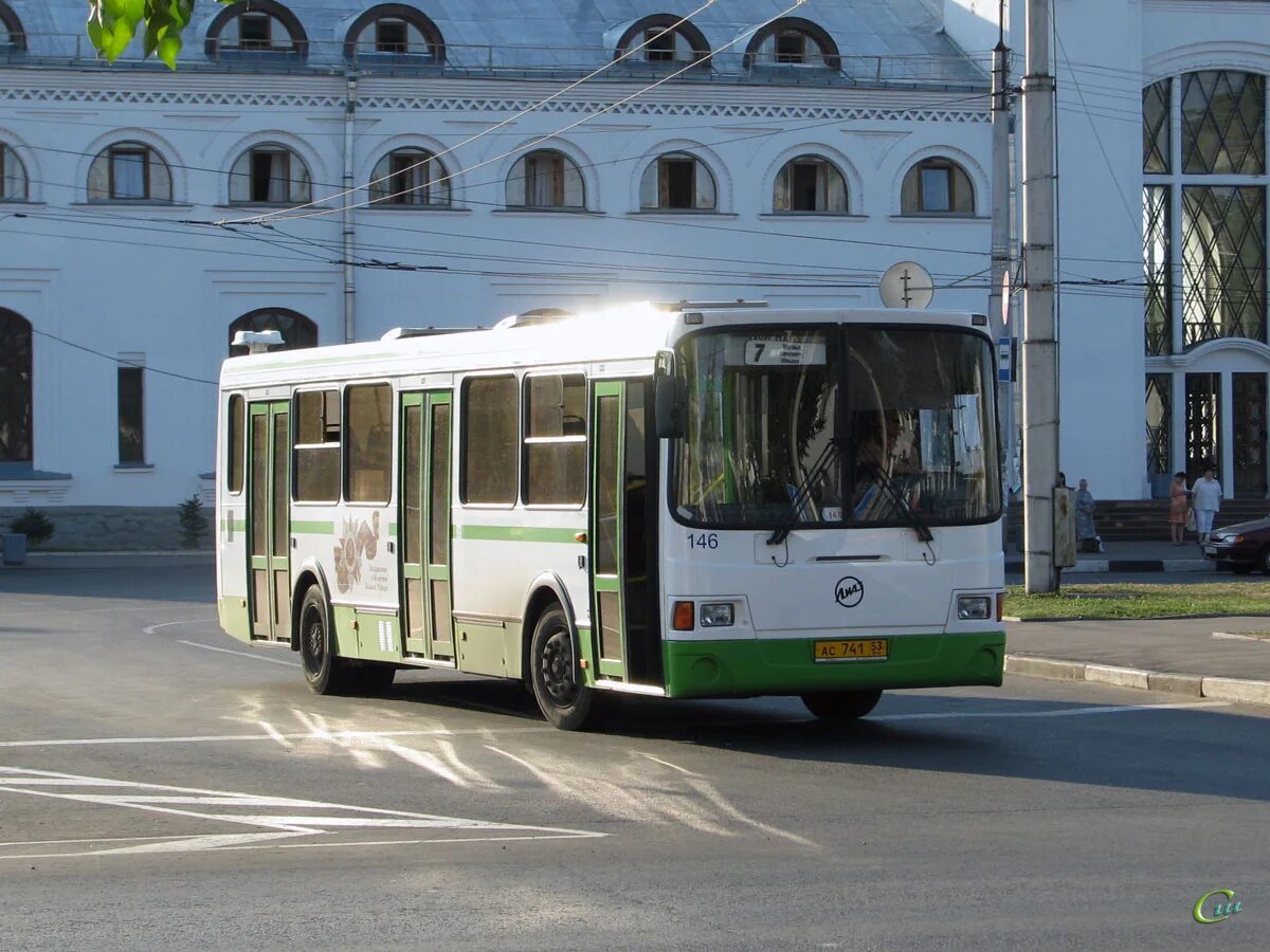 ЛИАЗ 5256 Великий Новгород. ЛИАЗ Великий Новгород. Автобус ЛИАЗ Великий Новгороде. ГОЛАЗ 5256 Великий Новгород.