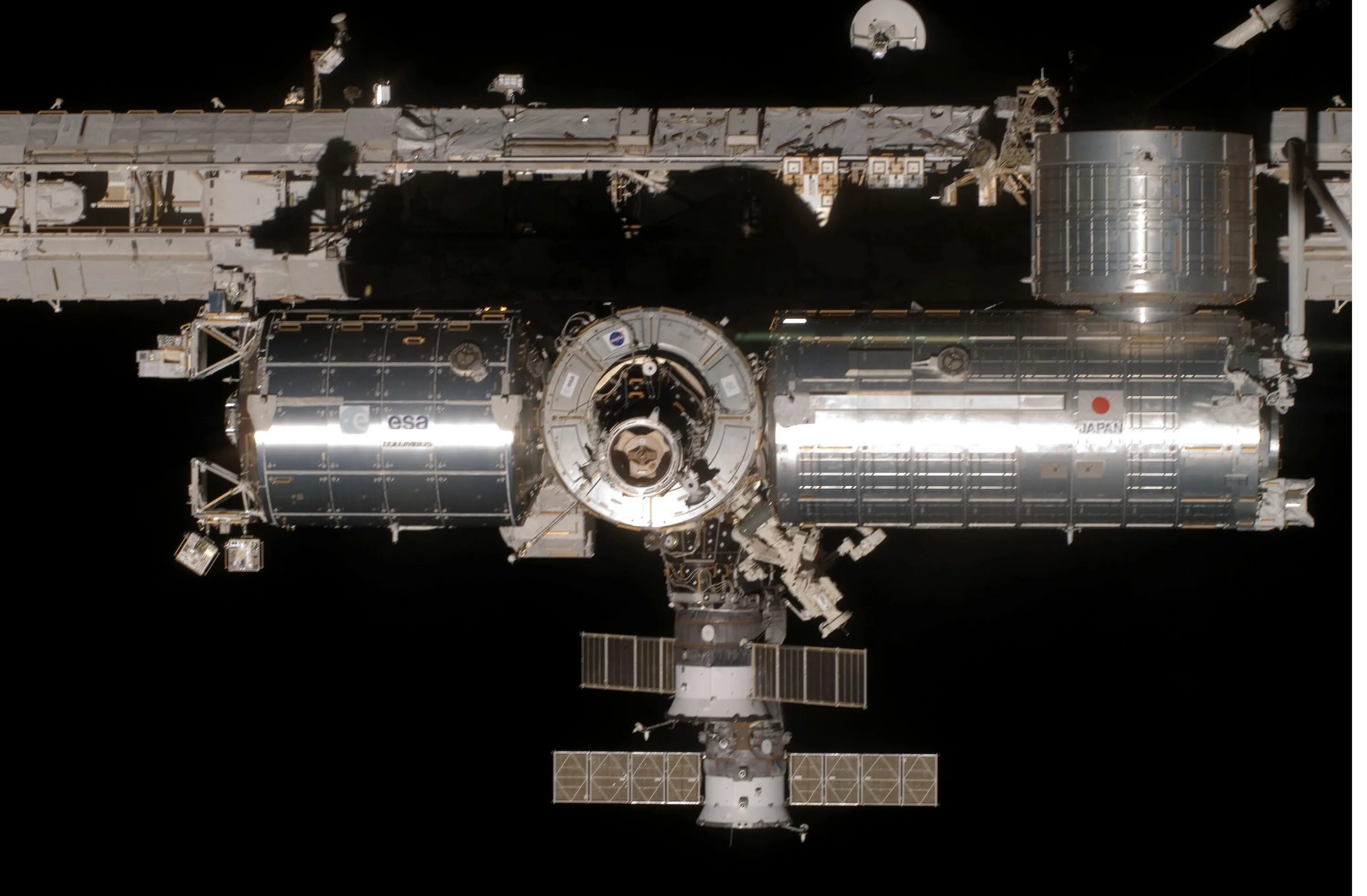 Самая дорогая космическая станция. КИБО (модуль МКС). Японский модуль КИБО на МКС. Блок Заря МКС. Модуль МКС tcc8l.