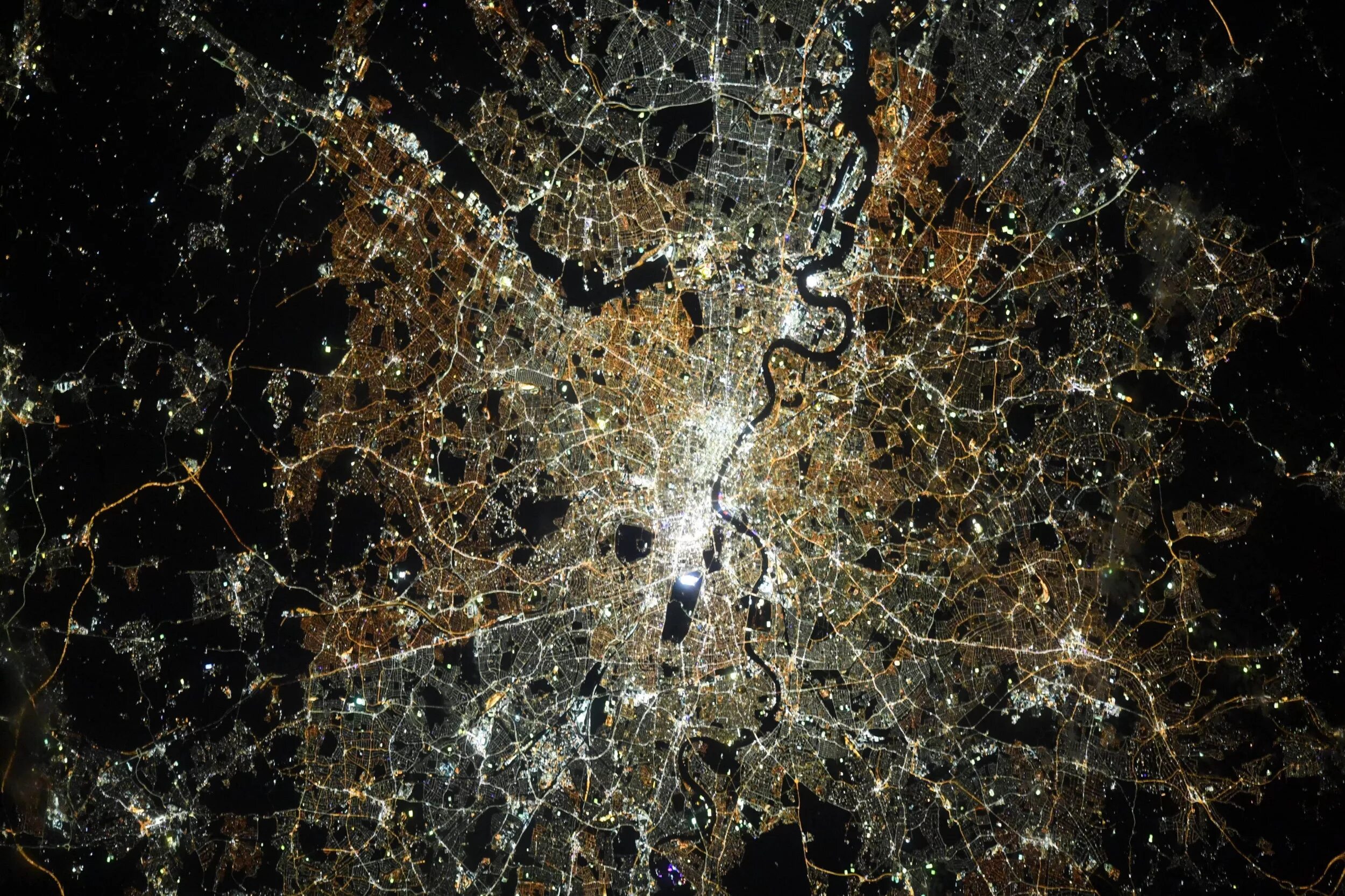 NASA снимки со спутника NASA. Космический снимок. Города из космоса. Лондон вид из космоса. Реальное изображение со спутника