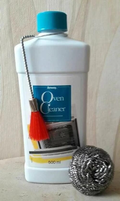 Amway для духовых шкафов. Амвейн средстводля мытья духоок. Амвей для чистки духовки. Чистящее средство амвей с кисточкой. Amway средство для чистки духовок.