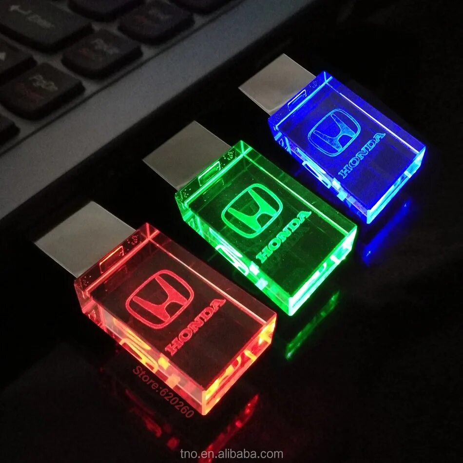 Usb flash led. Флешка кристалл 32 гб. Юсб флешка с подсветкой. Кристалл флешка microsd. Модель – sky stee.