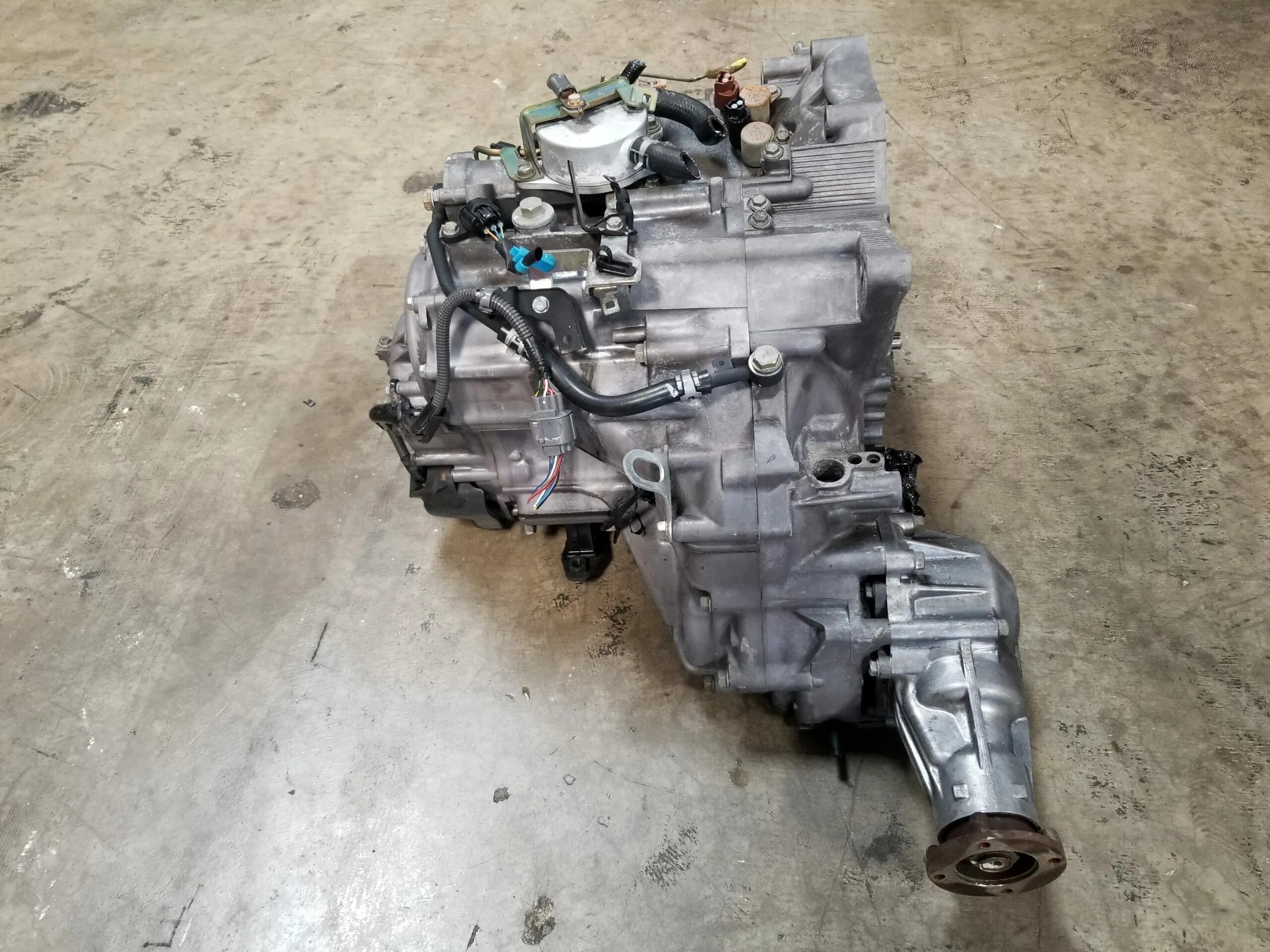 Трансмиссия 2002. Форд эксплорер 4 трансмиссия. Ford f150 трансмиссия. Хонда cr-v 1 трансмиссия. Manuel şanziman.