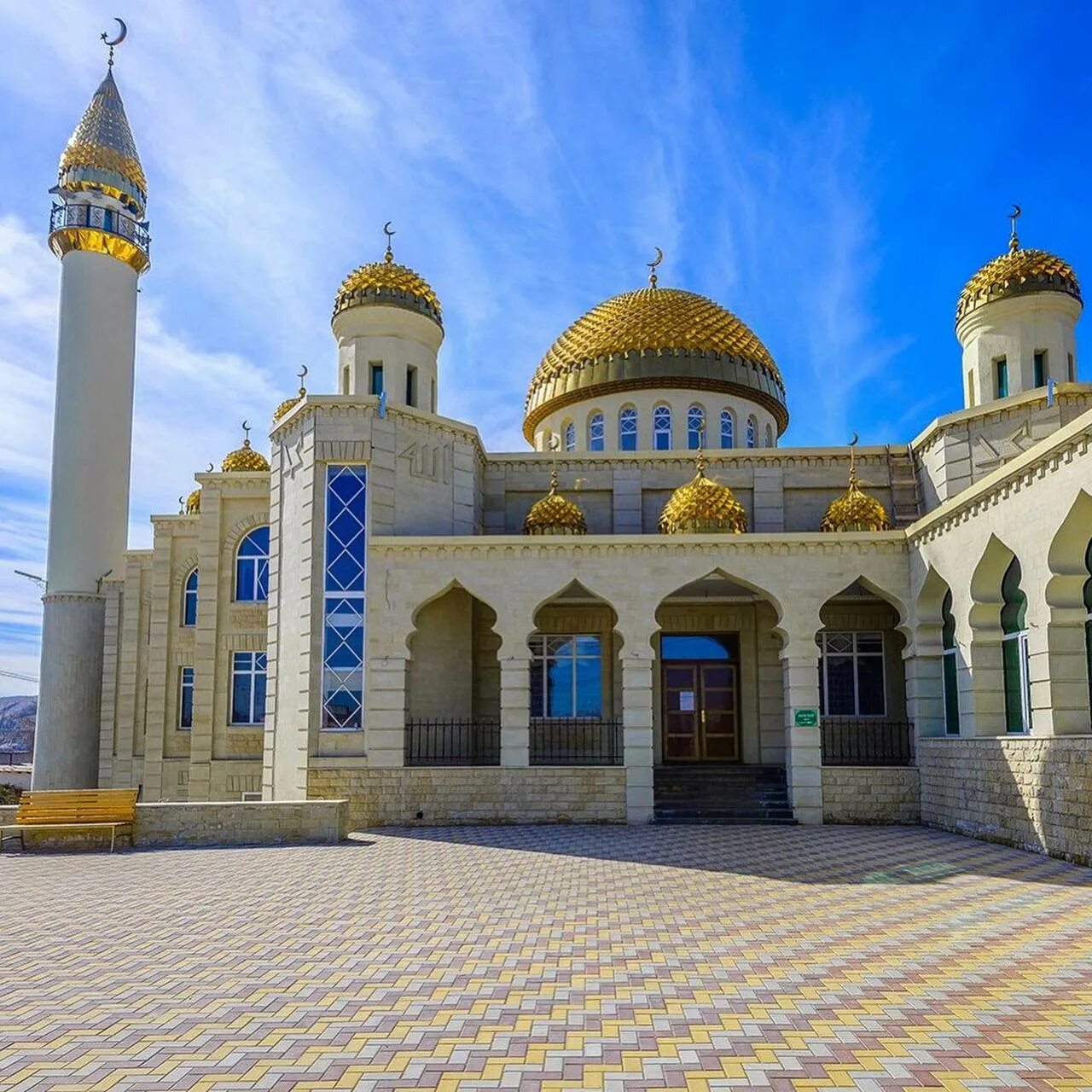 Соборная мечеть усть джегута. Мечеть карачаево черкессия. Соборная мечеть усть джегута. Соборная мечеть черкесск открытие. Мечеть в карачаево черкесии.