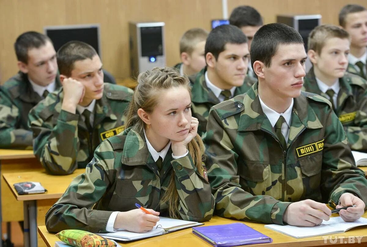 Военное образование. Военные вузы. Военные учебные заведения. Военное училище для девочек. Военный колледж.