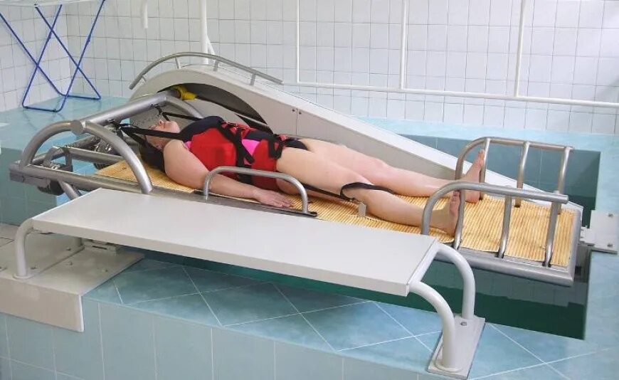 Тракционное вытяжение позвоночника. Сухое скелетное вытяжение позвоночника. Вытяжение позвоночника при поясничной грыже. Вытяжение позвоночника при поясничной грыже. Манжетное вытяжение тазобедренного.