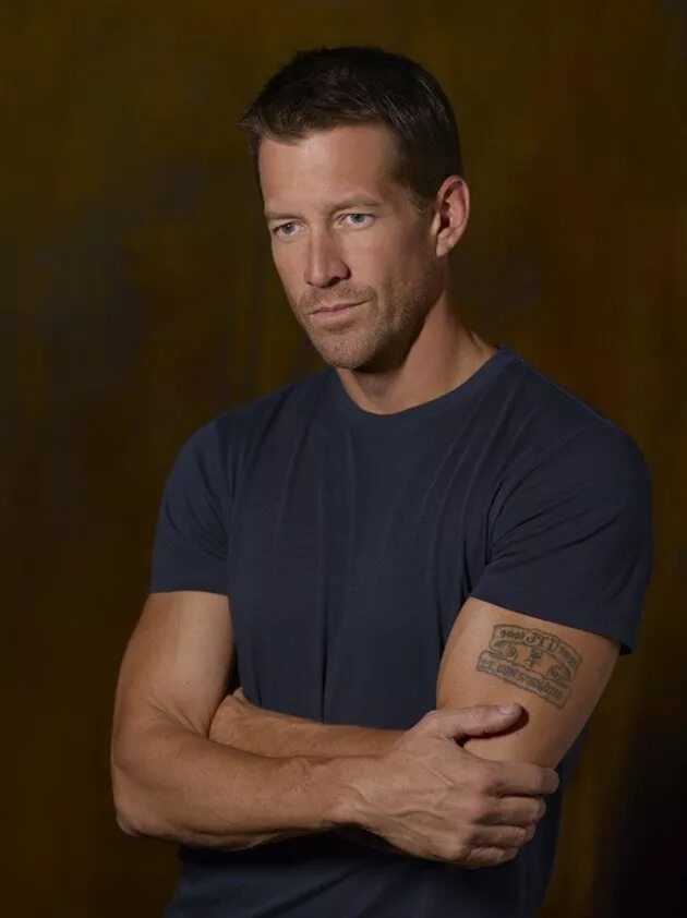 Mike delfino. Майк Дельфино. Майк Дельфино актер.