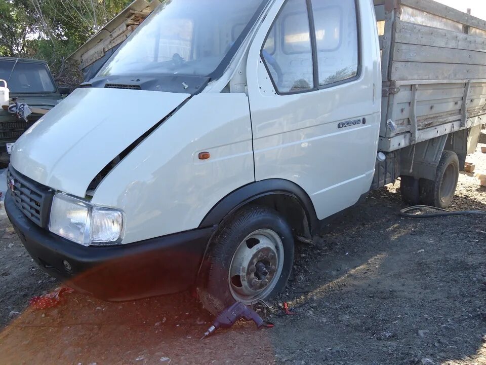 Краска газель. Краска 202 белая газель. газель краска 201 202 цвет. краска 201 газель. краска на газель 402 серая.