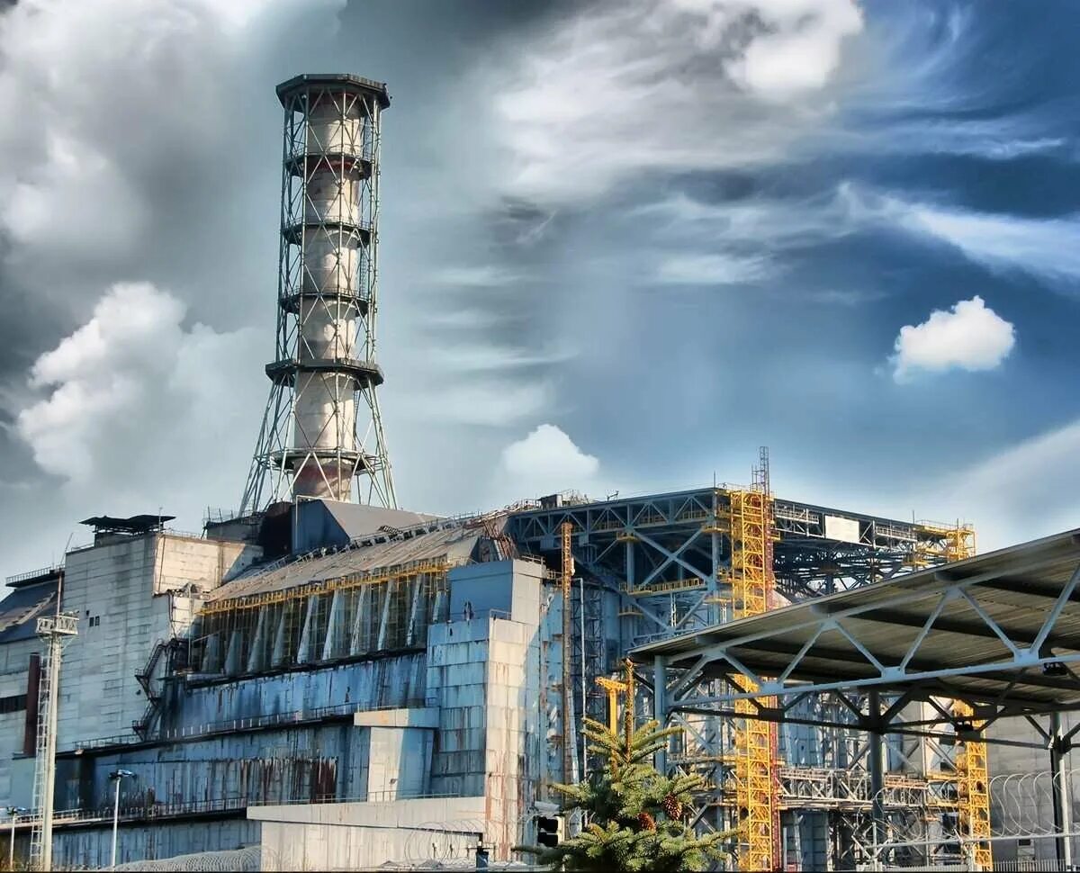 Чернобыльская АЭС. Припять станция АЭС. Атомная электро станция Чернобыль. Атомная станция ЧАЭС Чернобыльская. Чернобыль chernobyl