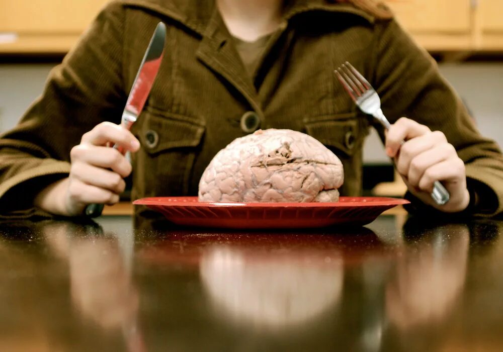 Eat your brains. Выедать мозг чайной ложечкой. Кушать мозг чайной ложкой.
