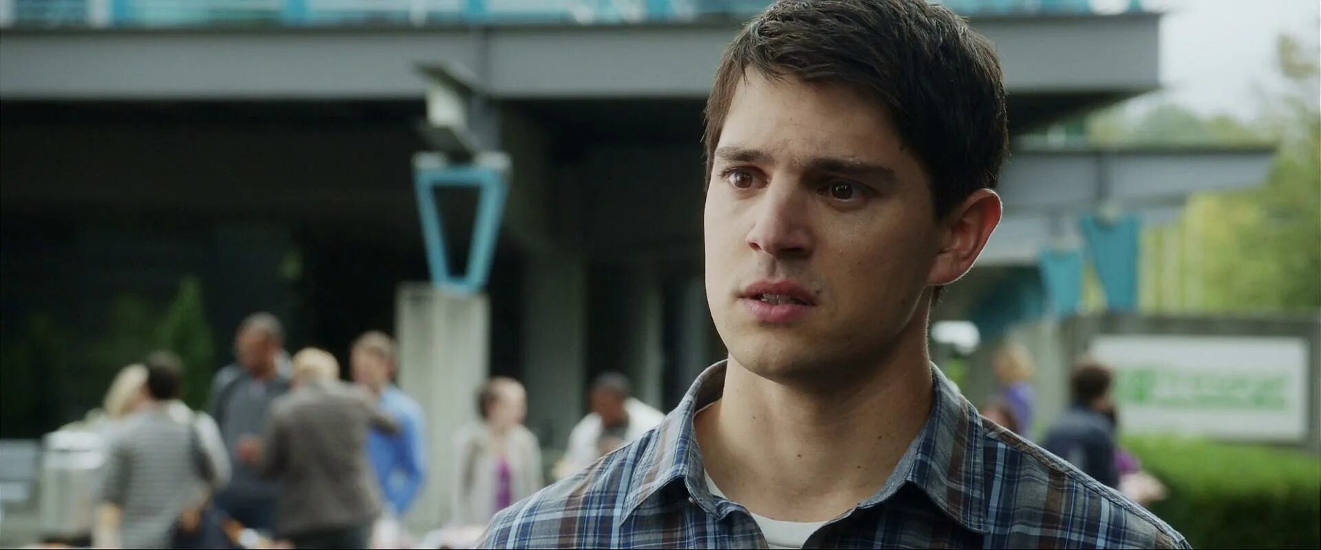 Отряд особого назначения фильм 2011. Отряд особого назначения фильм 2011. Мажимель, бенуа отряд особого. Николас д агосто пункт назначения 2011. Пункт назначения 5 оливия.