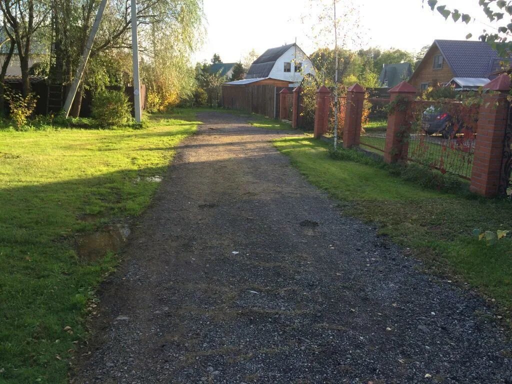 Ишино пруд чеховский. Деревня ишино. Чехов деревня ишино. Озеро в деревне ишино. Ишино чеховский.