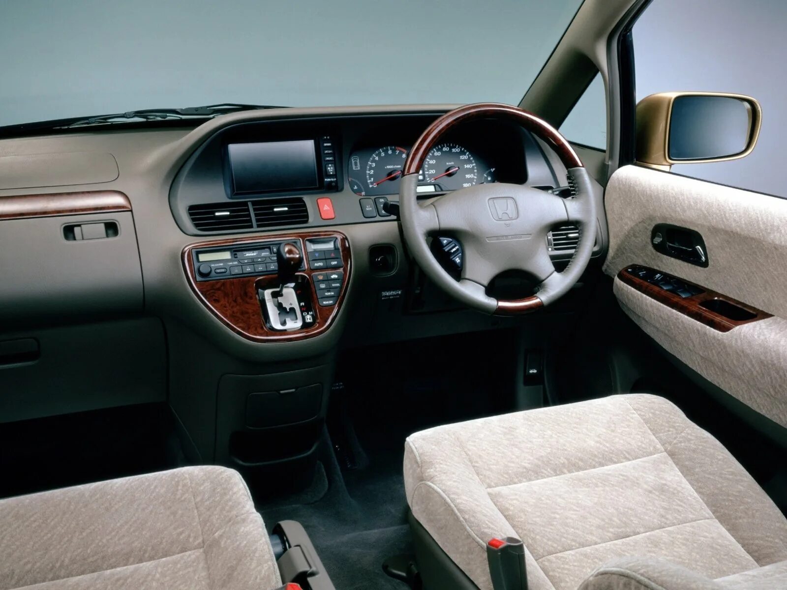 Салон одиссея. Минивэн honda odyssey 2021. Салон одиссея. Хонда одиссей салон 2 поколение. Хонда одиссей 2016 салон.
