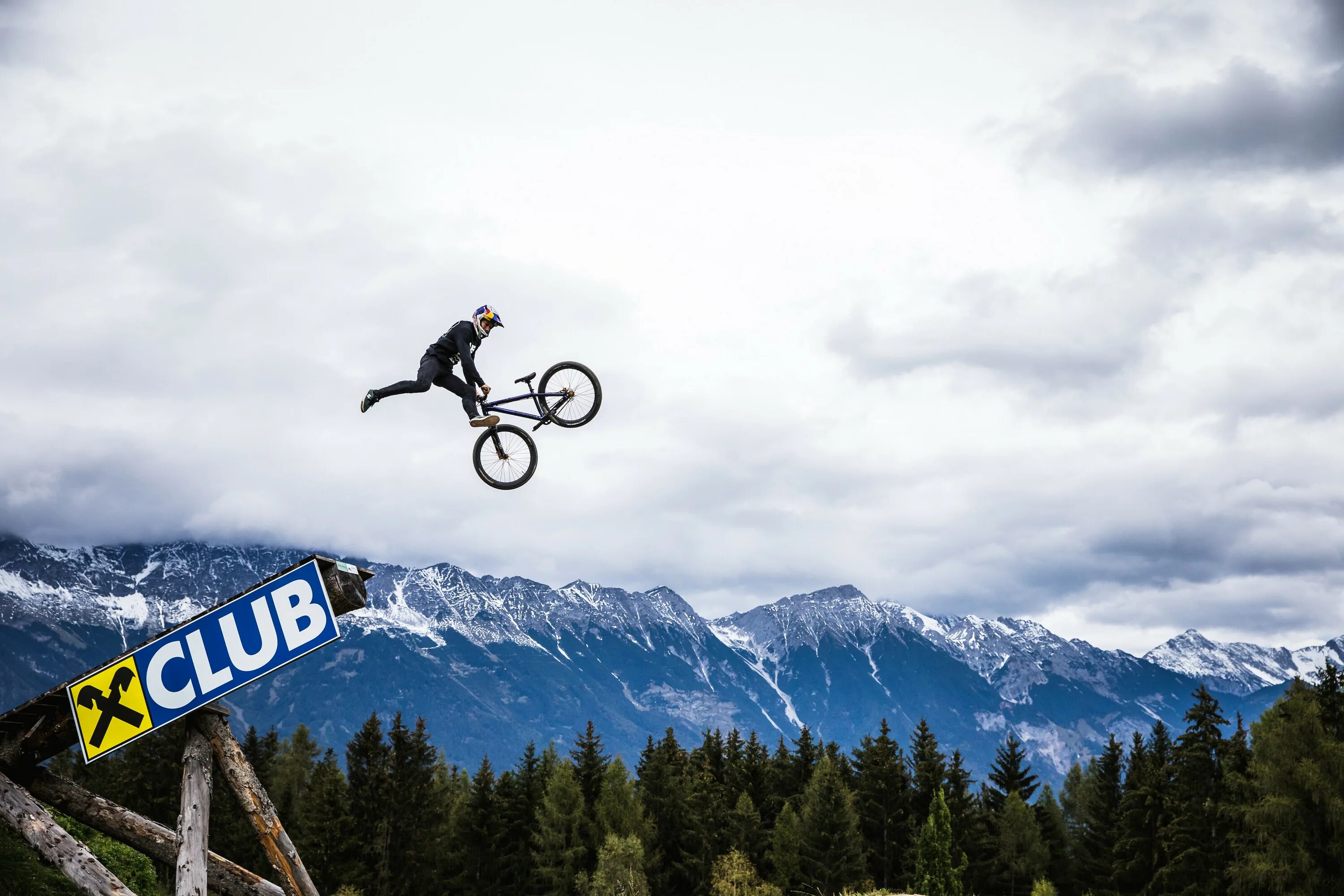 Twentysix. Слоупстайл МТБ. Crankworx Slopestyle. Слоупстайл велосипеды. Crankworx Whistler.