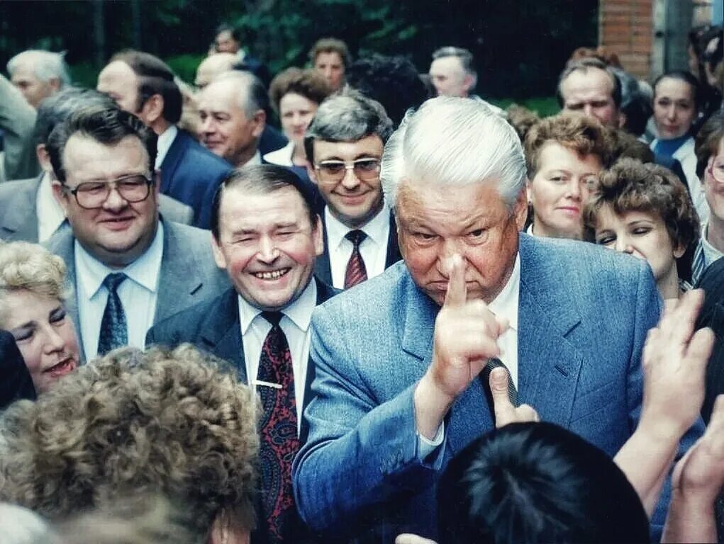 Покушение на горбачева. Ельцин 1994. Ельцин 1992. Ельцин 1991.