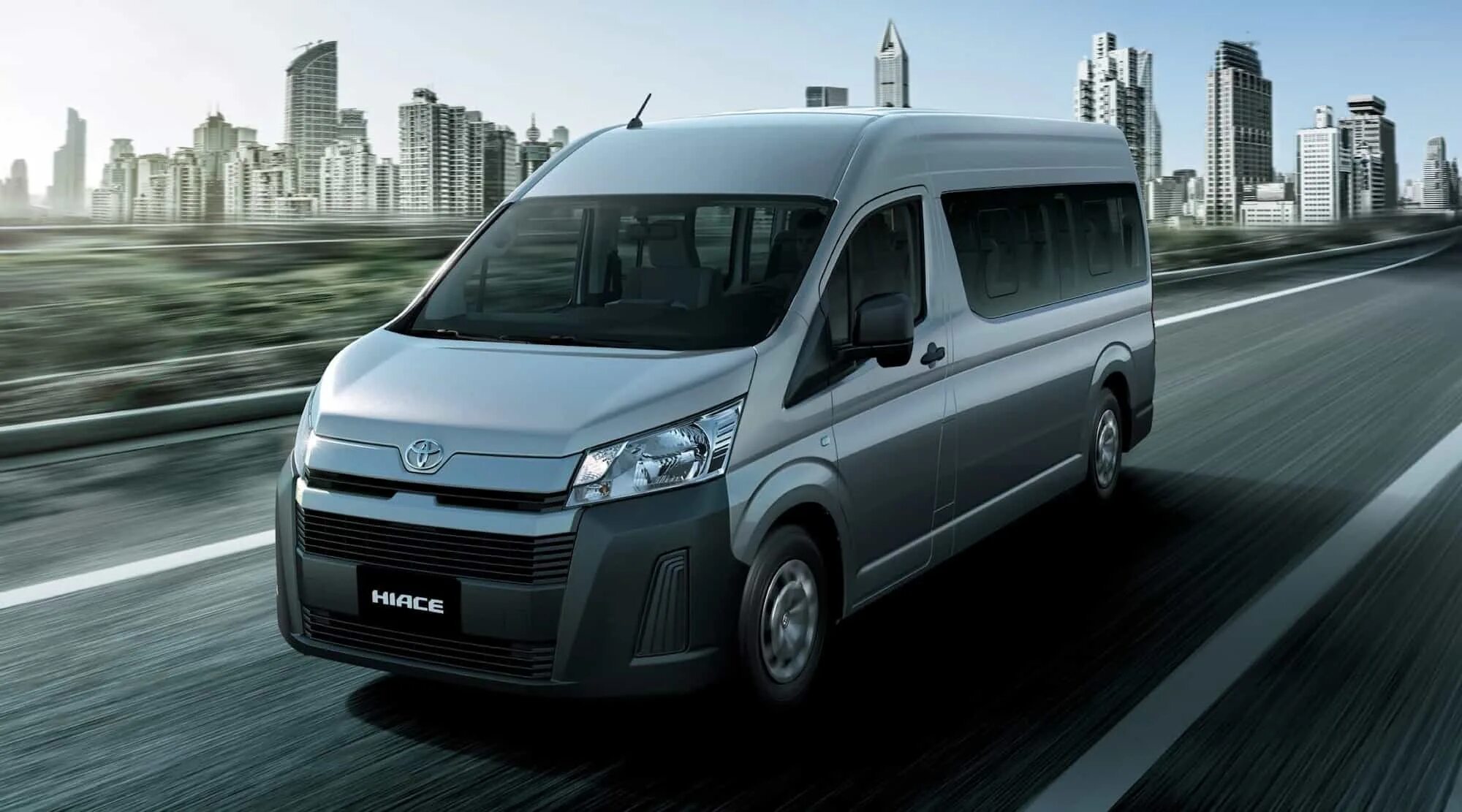 Новая тойота хайс. Toyota Hiace 2022. Тойота Hiace 2021. Тойота Хайс 2021. Toyota Hiace 2023.