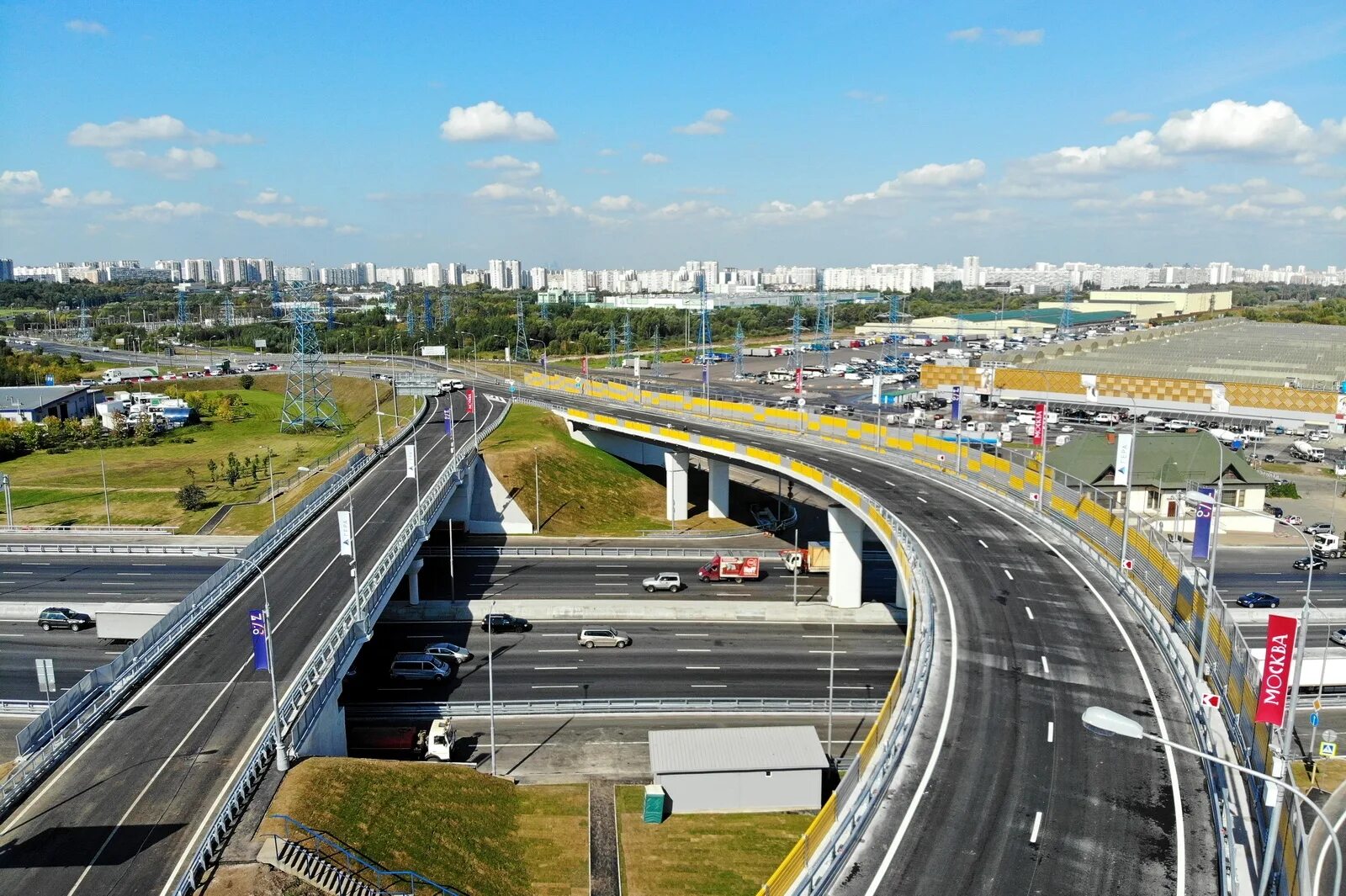 Москва кольцевой город. Волгоградский путепровод МКАД. Алтуфьевское шоссе дорога. Развязка Алтуфьевское шоссе. Развязка Бесединское шоссе и МКАД.