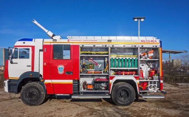 Ттх ац 3.2 40 4. Пожарный камаз ац 3.2 40. ац 3.2 40/4 камаз 43265. ац 3,2-40/4 (камаз-43253). камаз 5387 ац 3,2-40/4.