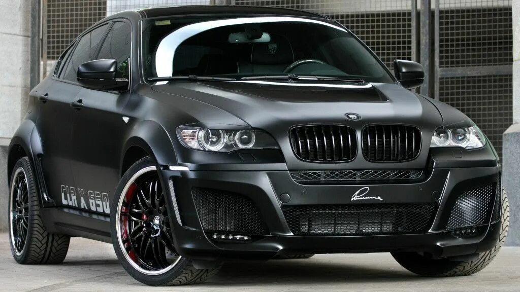 Бмв m3 прокаченная. Бенвы картинка. Bmw m3 белая. Фото бехи на заставку. Bmw 135i e82.