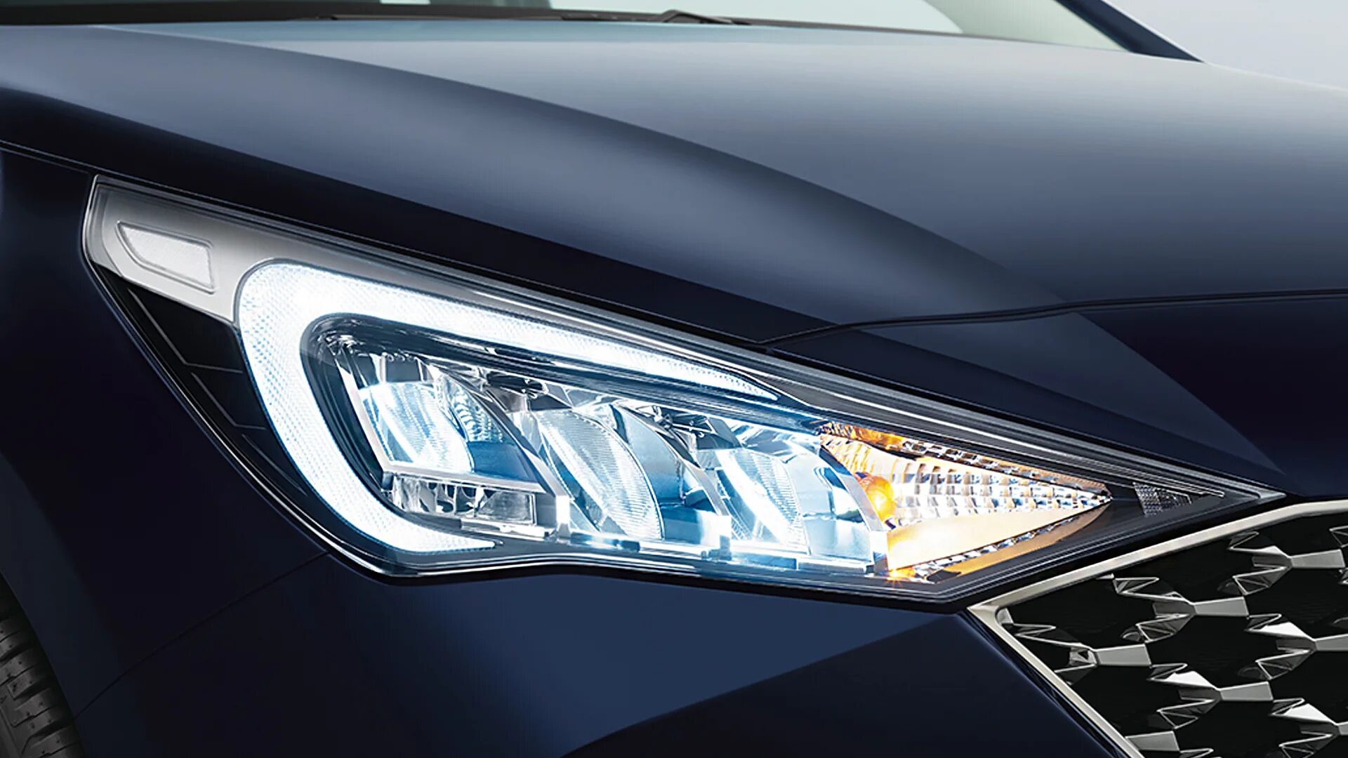 Лет фары. Hyundai solaris 2025 светодиодные фары. hyundai solaris 2025 диодная оптика. solaris 2025 светодиодные фары. solaris 2025 диодная оптика.