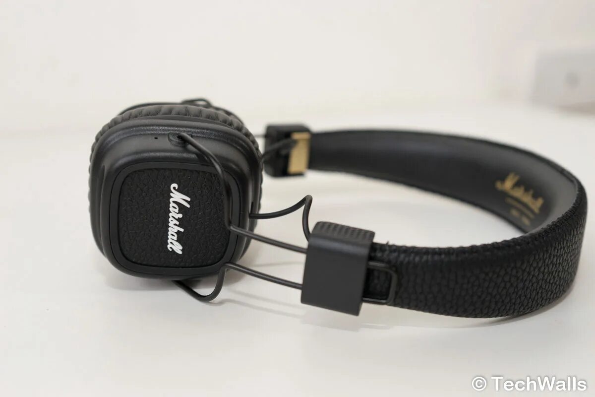 Marshall major проверить оригинальность. Marshall Major 1. Marshall Major 2 Bluetooth оригинал. Marshall Major 2 комплектация. Корпус для Marshall Major II Bluetooth.