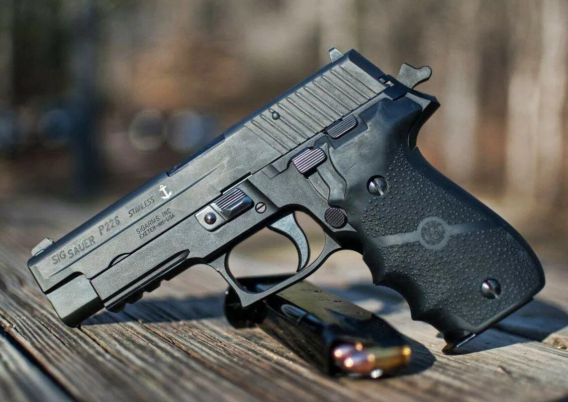 Sig. Пистолет sig sauer p226. пистолет sig sauer 226. sig sauer p226 sas. пистолет sig sauer p226 боевой.