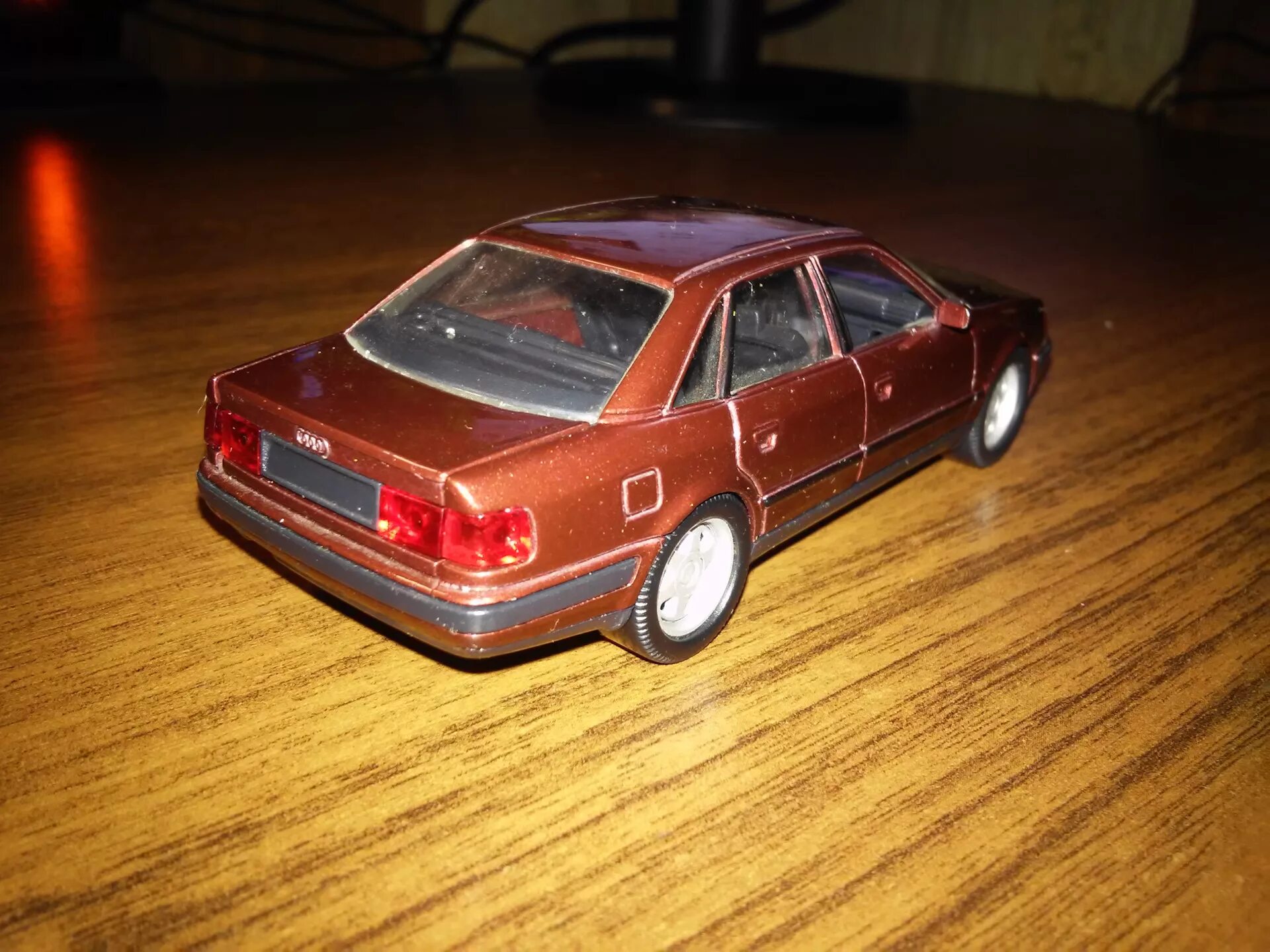Audi 100 minichamps 1 43. Игрушечная модель ауди 100 с3. Модель ауди 100. Модель ауди 100. Модель ауди 100.