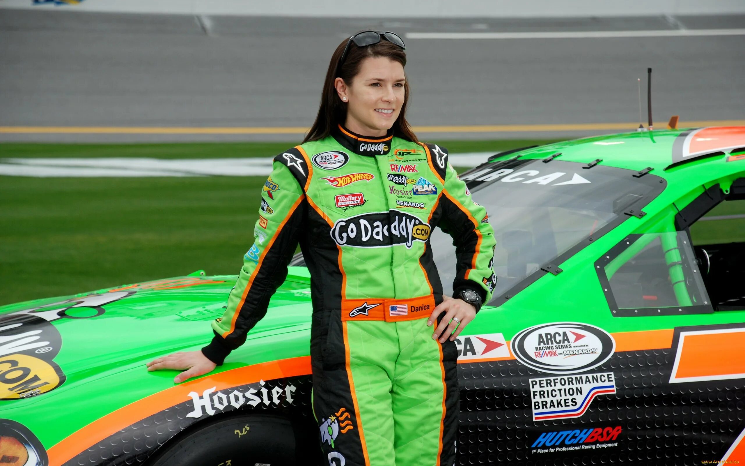 Danica Patrick. Даника Патрик автогонщица. Даниела Патрик гонщица.