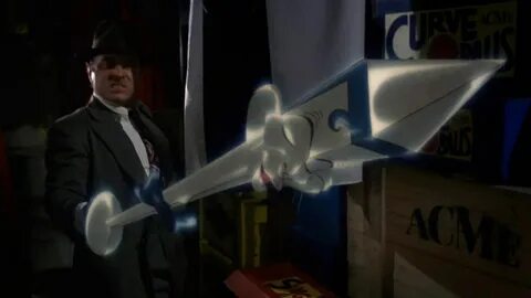 The replica of the sword singing saw in the film Who wants the skin of Roger Rab