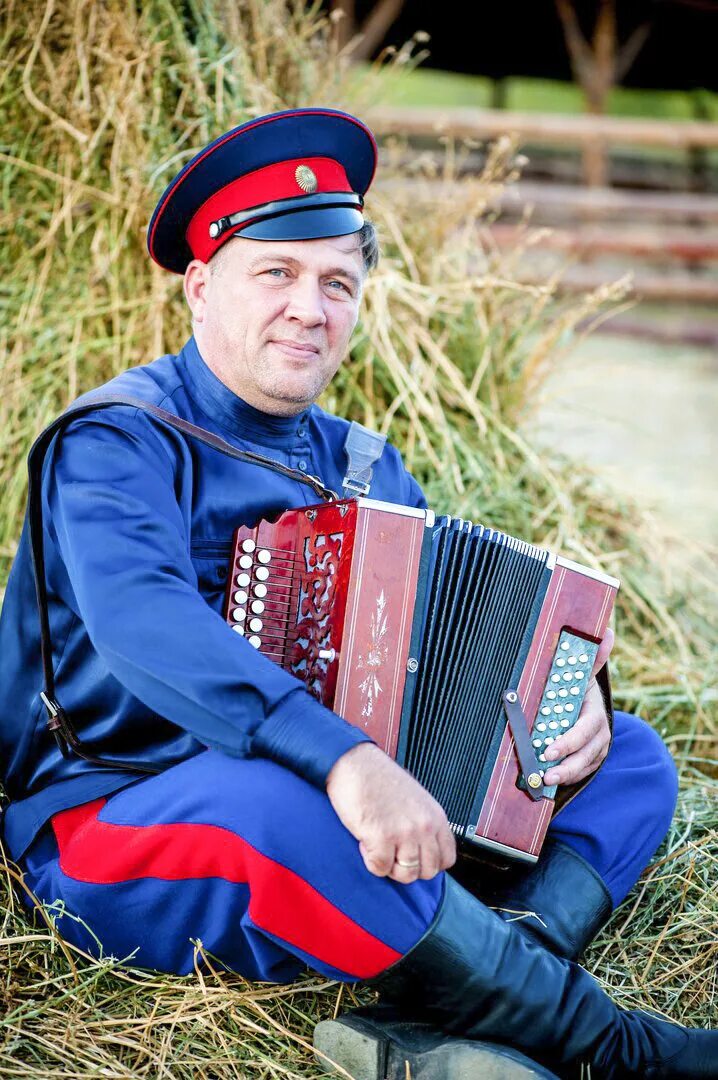 Гармонист. Юрий Щербаков. Гармонист Юрий Щербаков. Казак Юрий Щербаков. Юрий Щербаков гармонь.