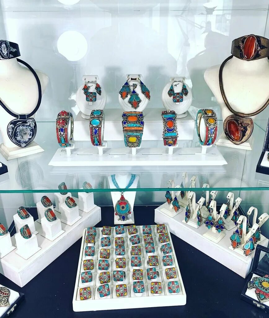 коллекция пополняется новыми. коллекция пополняется новыми. керчь ленине25 ника. коллекция пополняется новыми. тюльпаны в конверте.