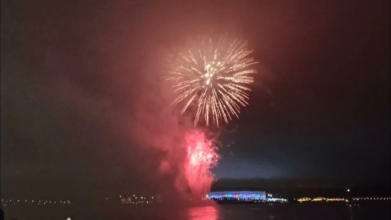 Салют нижний новгород. Салют нижний новгород. Салют в нижнем. Салют нижний новгород кремль. Салют автозавод.